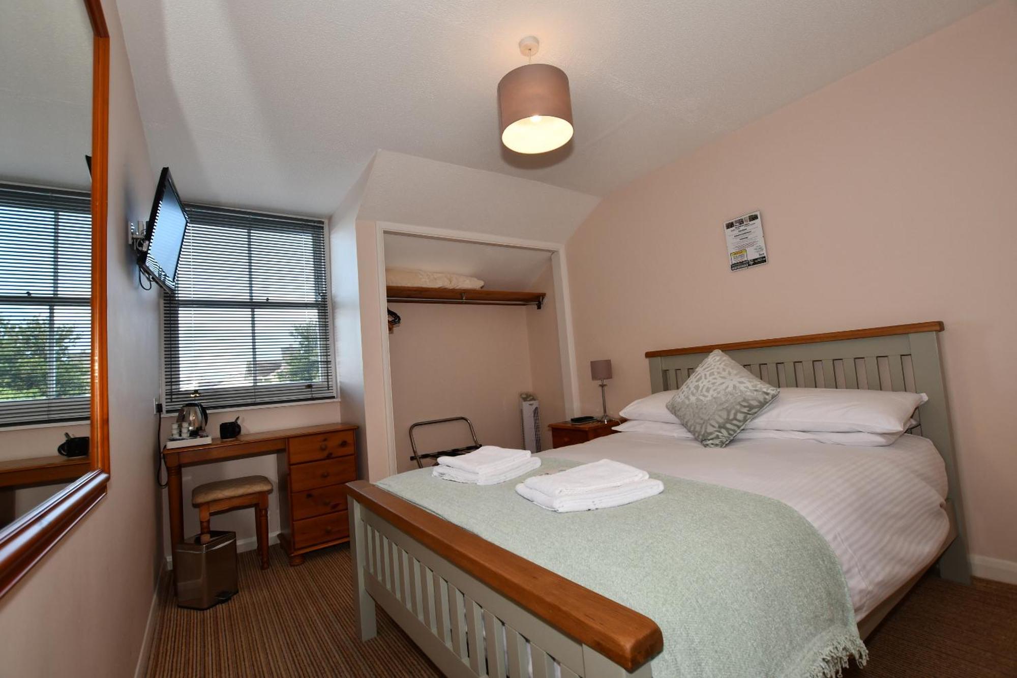 The Victoria Inn Truro Room photo